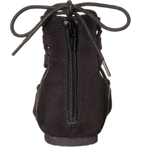 BC Suede Lace Up Ankle Flats - Picture 4 of 8